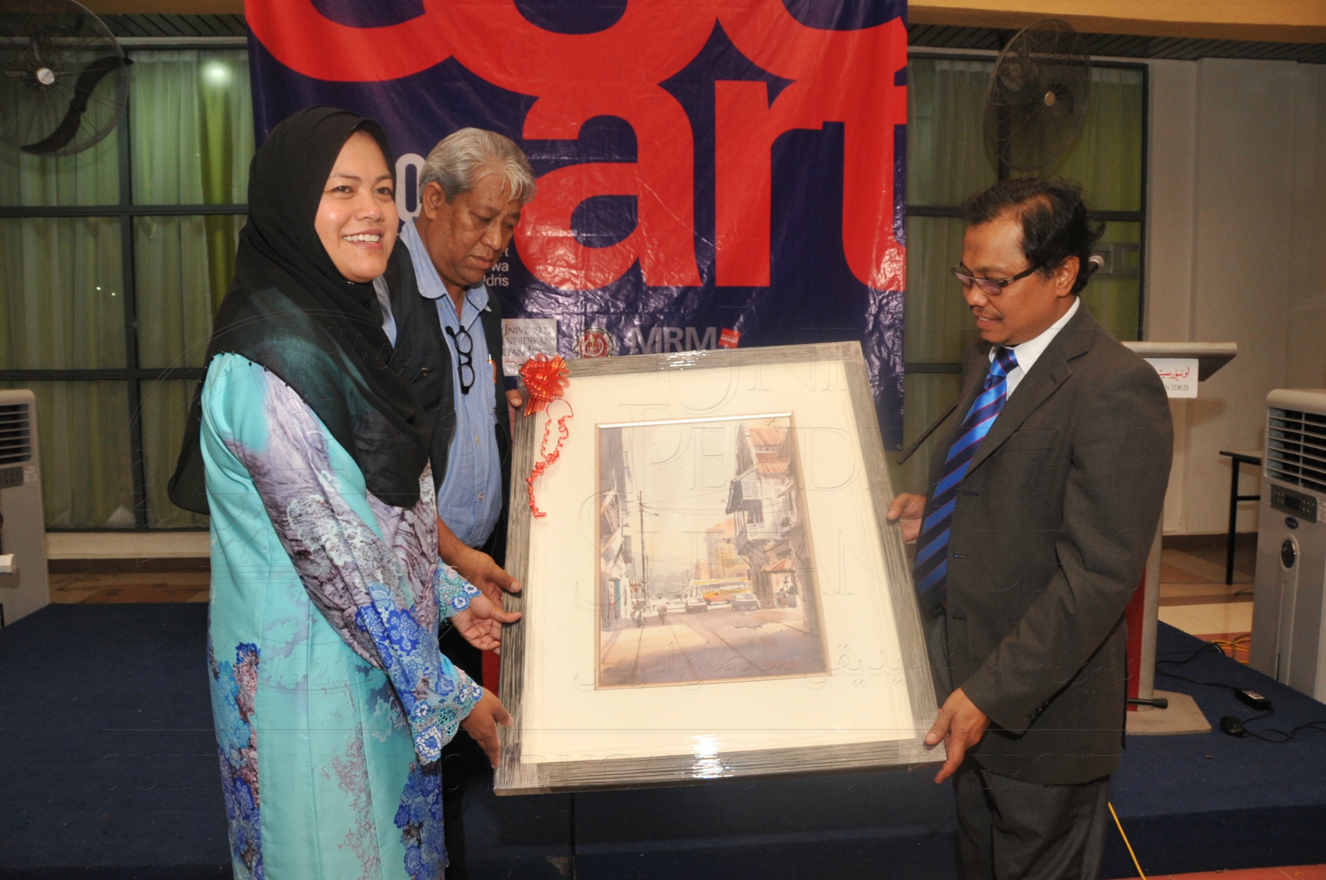 PRO15 173 ESE HAS 2400